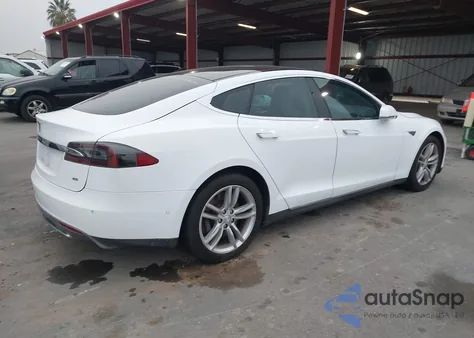 2015 Tesla Model S 60/70/85 from USA, damaged, VIN 5YJSA1H11FFP75622